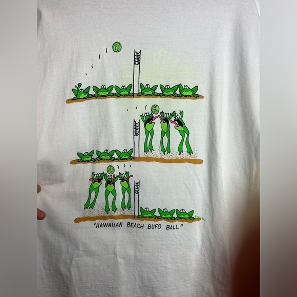 Crazy Shirt Hawaii Beach Bufo volleyball Frog Print Single stitch 80s T-Shirt - Picture 3 of 16